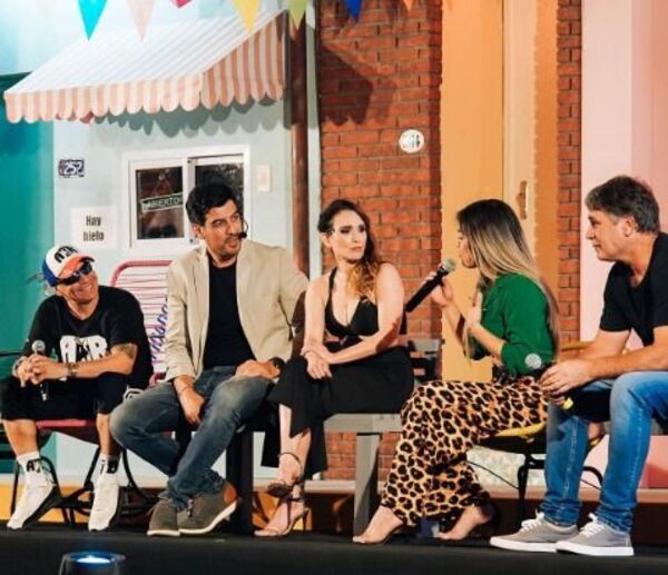 Nadia Portillo cantó al lado de Pablito Lescano y es furor en las redes