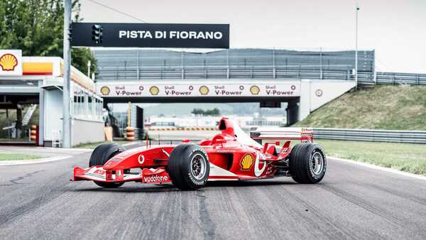 Subastan por 13 millones de euros el Ferrari de 2003 de Michael Schumacher - El Independiente
