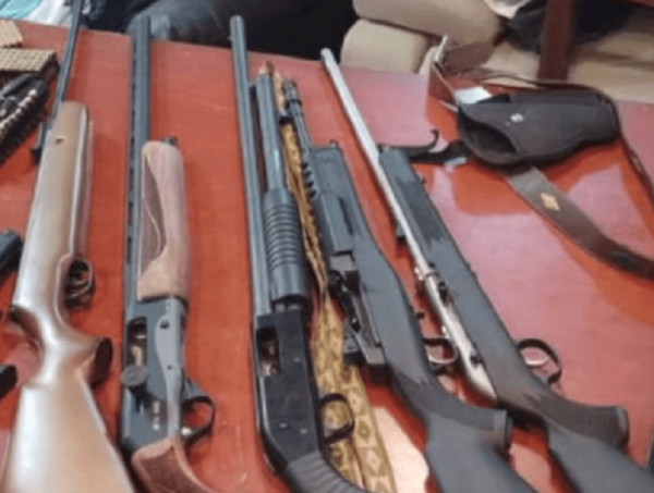 Autorizar tenencia de armas a exconvicto "es un error grave", afirma abogado · Radio Monumental 1080 AM