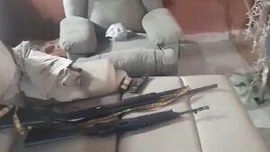 Incautan armas de ex convicto tras allanamiento en Asunción   