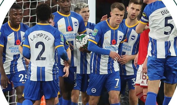 Con Enciso de titular, Brighton da el golpazo y elimina al Arsenal de la Copa de la Liga