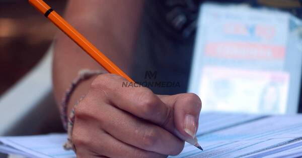 La Nación / Censista sacó a relucir los múltiples errores del operativo