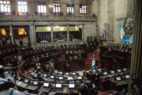 Guatemala aprueba el presupuesto estatal de 14.774 millones de dólares - MarketData