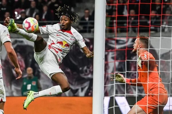 Friburgo y Unión Berlín se desinflan en la Bundesliga - Fútbol Internacional - ABC Color