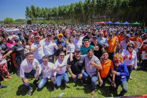 Multitudinaria demostración de fuerza de Dani Mujica en Itakyry - La Clave