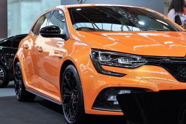 Renault secciona su actividad de coches eléctricos, con la que espera crecer - Revista PLUS