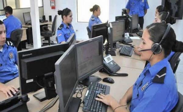 Crónica / Esta vez no fueron los bromistas: El rollo llamó al 911 para plaguearse por el censo