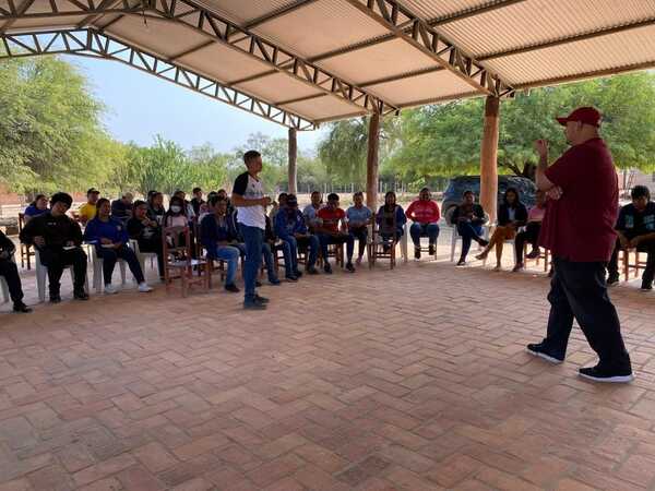 Proyecto “Cuidando mi raíz” involucra a pobladores en la concientización del cuidado del medio ambiente