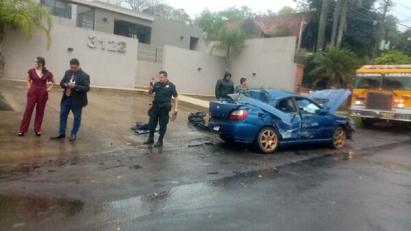 Triple choque deja varias personas lesionadas en Asunción