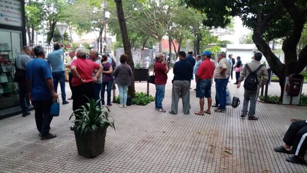 Sindicatos reclaman celeridad en causas frente al Palacio de Justicia