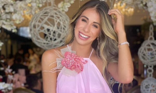 (VIDEO)Censistas la dejaron plantada y les dedico video a lo Shakira