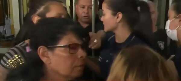 Reportan posible fuga de reos en Tacumbú y familiares atropellan el lugar