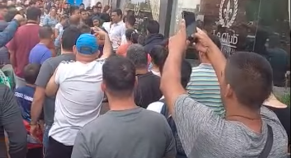 Furor en Encarnación por conseguir una entrada para ver a Cerro Porteño ante Guaireña