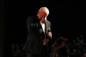 Lula se pone a llorar en pleno acto con parlamentarios - Mundo - ABC Color