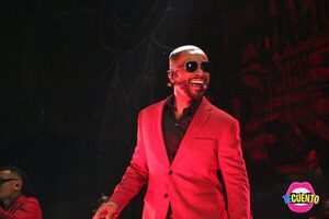 Alexandre Pires, una ovación de baile y romanticismo - Te Cuento Paraguay
