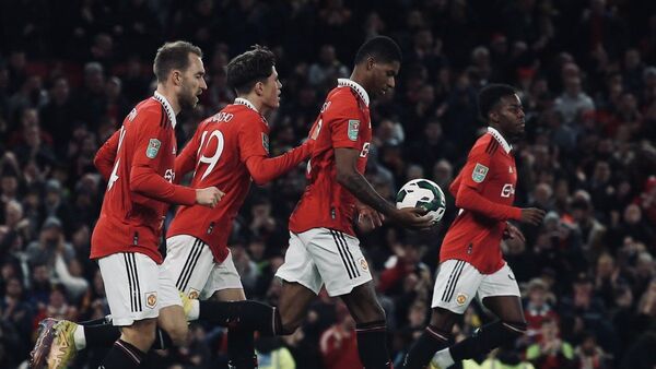 El Manchester United se venga del Aston Villa