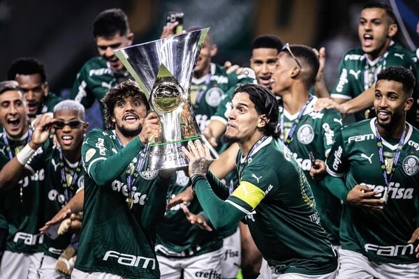 Gustavo Gómez, el extranjero más campeón con Palmeiras - Fútbol Internacional - ABC Color