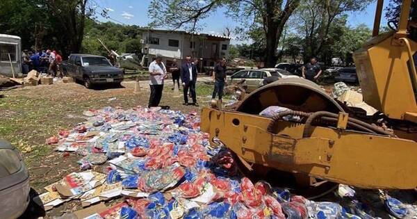 La Nación / Fiscalía destruye artículos falsificados