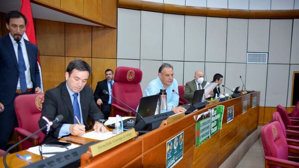 A poco más de un mes de internas no definen ampliar hora de votación