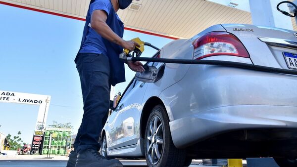 Sector privado anuncia el segundo aumento de combustible en el mes
