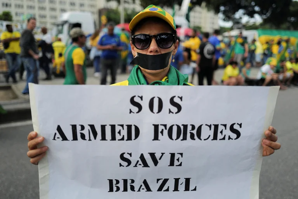 Mientras los militares alimentan las sospechas de fraude, parlamentarios bolsonaristas piden investigar las elecciones en Brasil