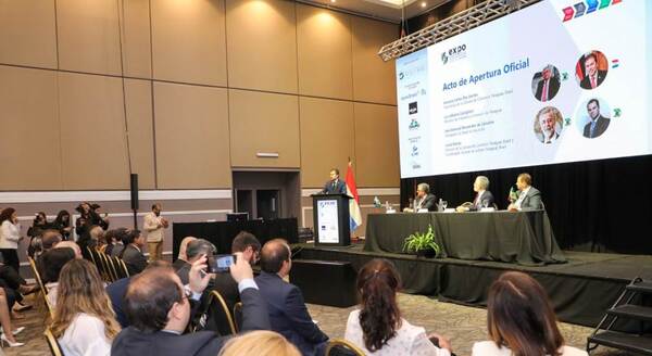 Más de 372 empresas y 100 empresarios del país vecino participan de la Expo Paraguay Brasil