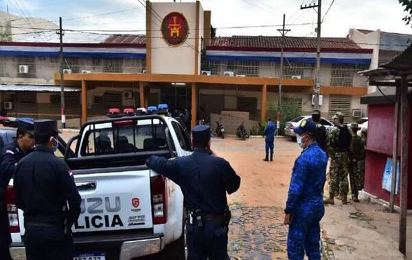 Policías fueron sumariados tras fuga en Tacumbú – Prensa 5