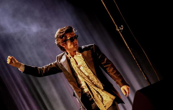 Arctic Monkeys deslumbra a los fanáticos - El Independiente