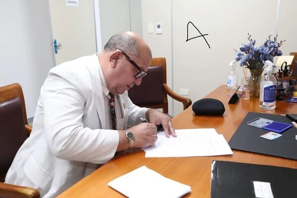 Se anota el séptimo postulante para la Fiscalía General, en el penúltimo día de inscripción - Nacionales - ABC Color