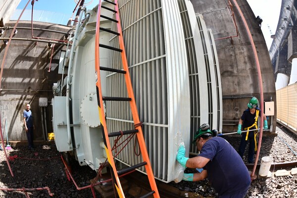 Itaipu: reemplazan equipos de alta tensión de la cota 144 - .::Agencia IP::.
