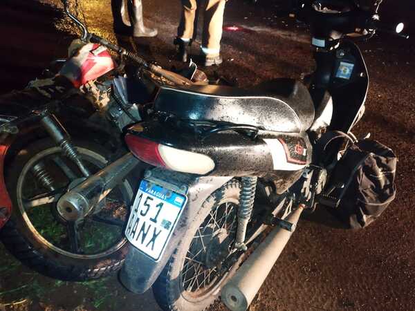 Motocicletas colisionan frontalmente y fallece uno de los conductores | Radio Regional 660 AM