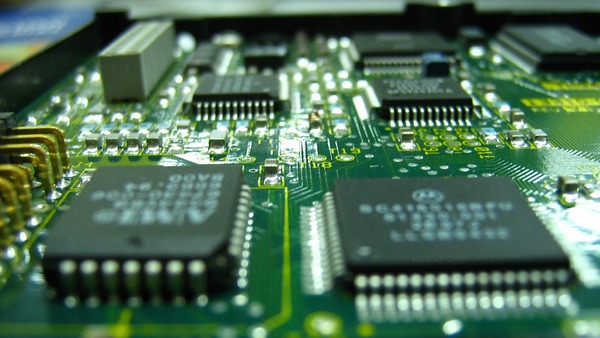 Sony, Toyota y otras empresas niponas crearán una firma conjunta de chips - Revista PLUS