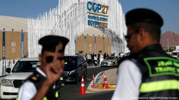 Egipto expulsa a defensor de DD.HH. y activista contra la tortura acreditado para la Cumbre del Clima COP27
