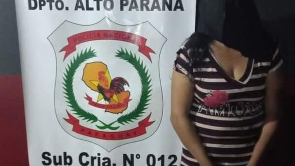 Le rompió una jarra de vidrio por la cabeza