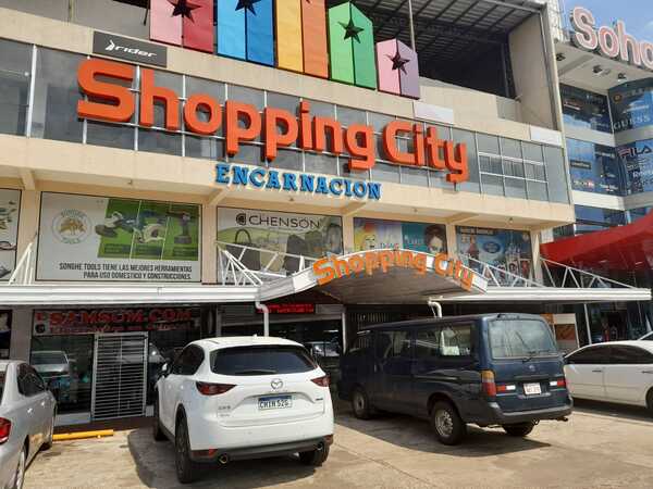 Millonario hurto en un conocido shopping de Encarnación