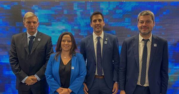 La Nación / Paraguay presentó las posibles sedes para el Mundial Conjunto 2030