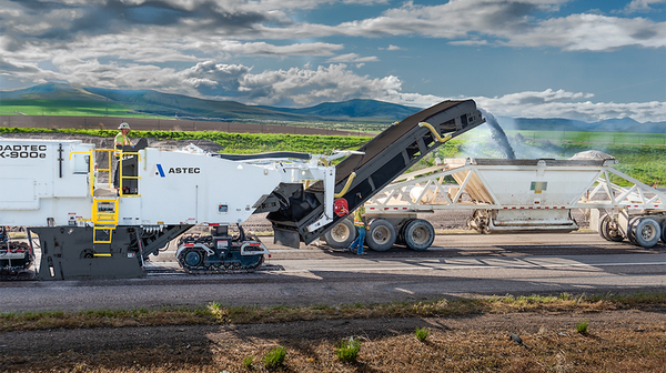 Astec líder en construcción de caminos