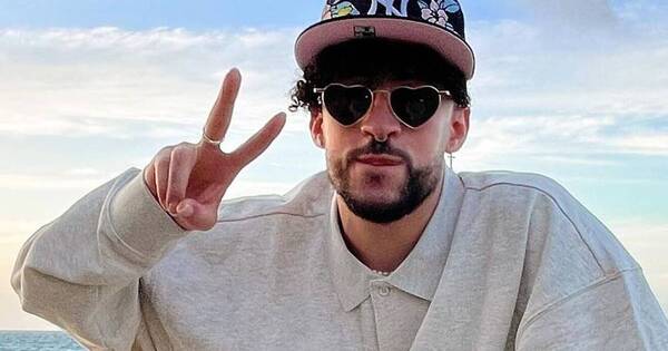 La Nación / Bad Bunny: más de 5.000 personas compraron entradas falsas para el concierto del conejo malo