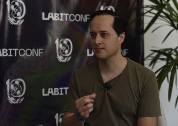 Daniel Vogel, CEO de Bitso, pide más "transparencia" en uso de criptomonedas - MarketData
