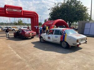 Autos antiguos, clásicos y deportivos ya aceleran en el sur - ABC Motor 360 - ABC Color