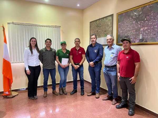 ANDE y comuna de Naranjal intercambian experiencias para la elaboración de proyectos - Noticde.com