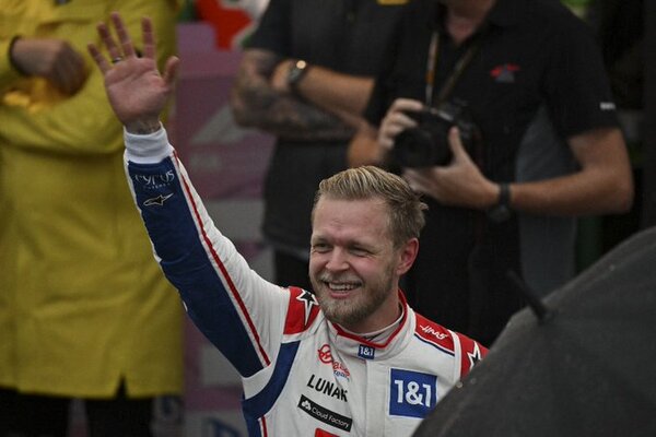 F1: Magnussen sorprende y logra la pole en Brasil