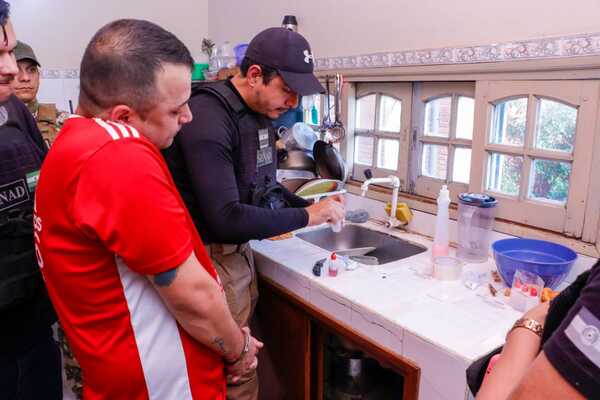 Operación "Domingo-Siete": Allanamientos simultáneos contra red de proveedores de cocaína - Megacadena — Últimas Noticias de Paraguay