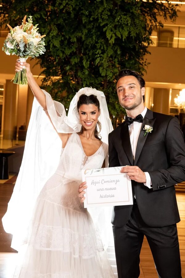 Silvia Llanes Silvero y Andre De Oliveira - Sociales - ABC Color