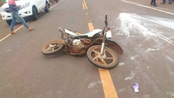 Un niño y su madre embarazada pierden la vida en aparatoso accidente - Paraguaype.com