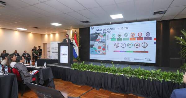 La Nación / Destacaron la importancia de los sectores de servicios y comercio en el Foro de Mipymes