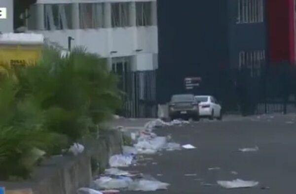 Lo “bad” del “bunny”: Basura que dejó el concierto - Nacionales - ABC Color