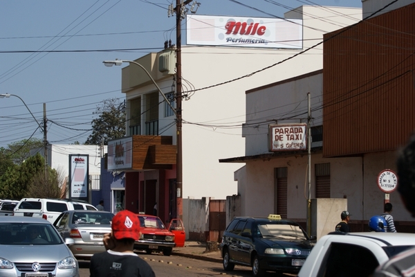 Feriado del 15 de noviembre genera buen movimiento comercial - Radio Imperio