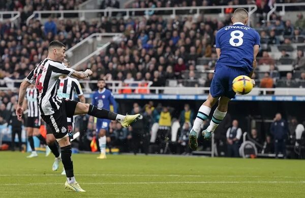 Asistencia de “Miggy” en la victoria del Newcastle ante el Chelsea - Fútbol Internacional - ABC Color