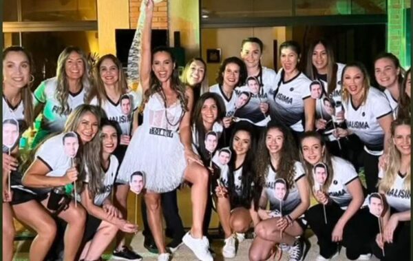 (VIDEO)La alocada despedida de soltera de la doña de Iván Almeida